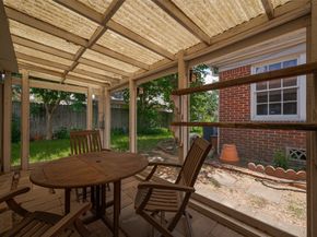 501 Gale Street, Houston TX 77009