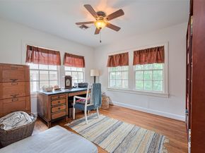 501 Gale Street, Houston TX 77009