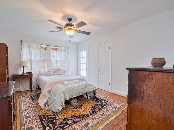 501 Gale Street, Houston TX 77009