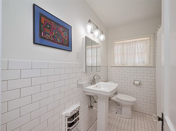 501 Gale Street, Houston TX 77009