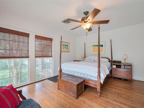 501 Gale Street, Houston TX 77009