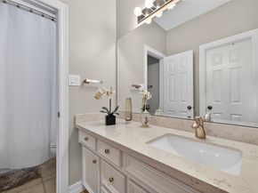 406 McGowen Street, Houston TX 77006