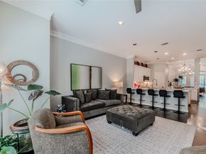 406 McGowen Street, Houston TX 77006