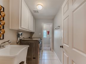 406 McGowen Street, Houston TX 77006