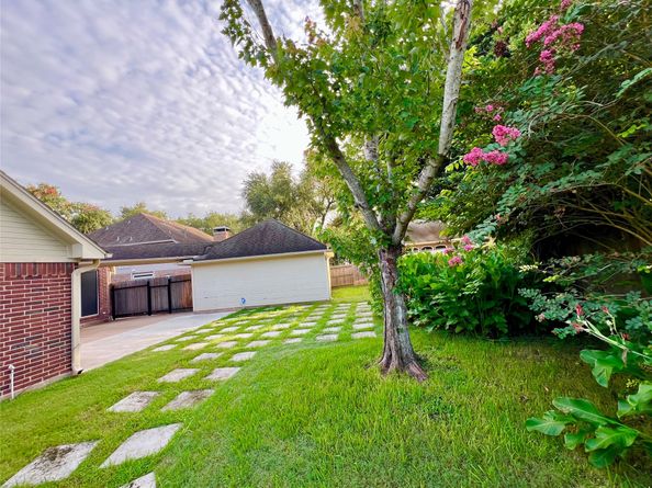 807 Epperson Way Court, Sugar Land TX 77479