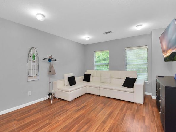5822 Santa Bernadetta, Houston TX 77017