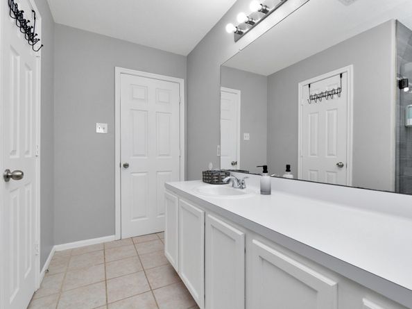 5822 Santa Bernadetta, Houston TX 77017