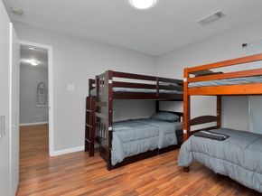 5822 Santa Bernadetta, Houston TX 77017