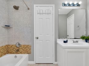 5822 Santa Bernadetta, Houston TX 77017