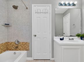 5822 Santa Bernadetta, Houston TX 77017