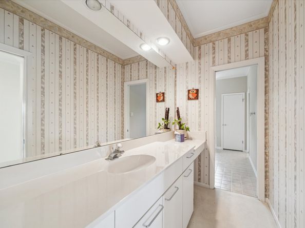 1627 Scenic Shore Drive, Kingwood TX 77345