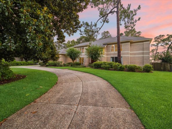 1627 Scenic Shore Drive, Kingwood TX 77345