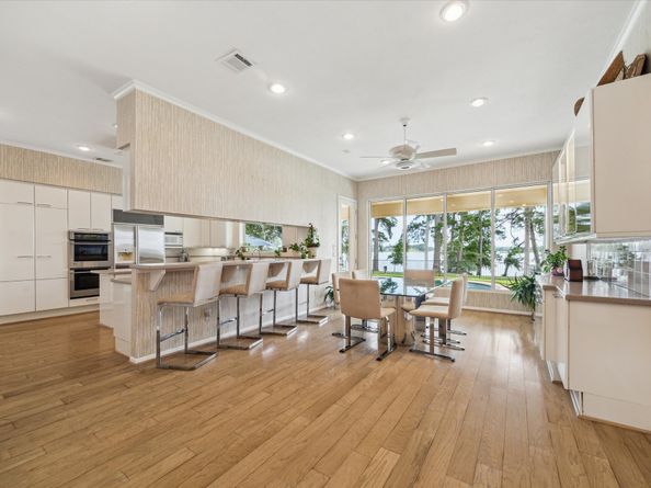 1627 Scenic Shore Drive, Kingwood TX 77345