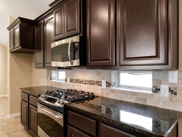 38 Tallgrass Way, Spring TX 77389