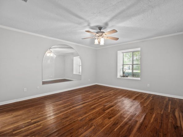 1406 Diana Court, Houston TX 77062