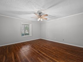 1406 Diana Court, Houston TX 77062