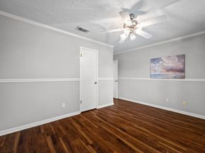 1406 Diana Court, Houston TX 77062