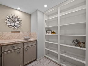 1406 Diana Court, Houston TX 77062