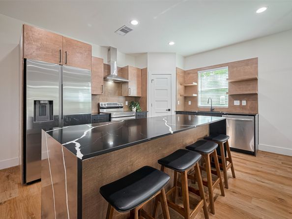 2015 Creston Drive, Houston TX 77026