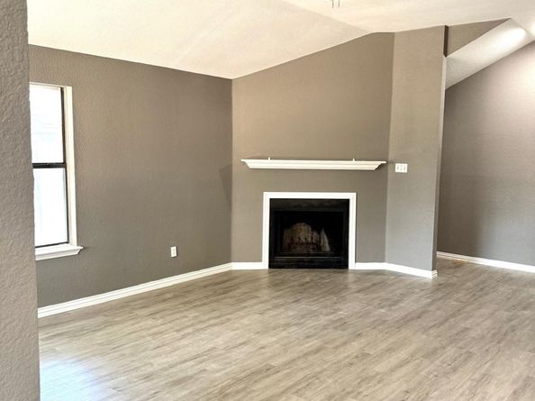 10244 Ridge Oak Street, Dallas TX 75227