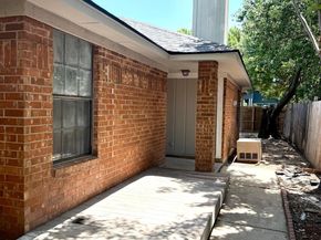 10244 Ridge Oak Street, Dallas TX 75227