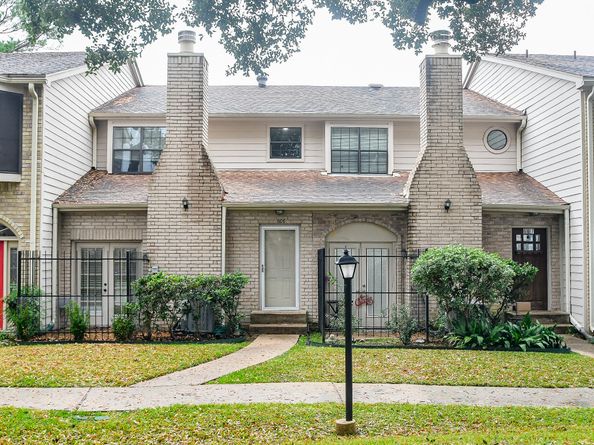 800 Country Place Drive 606, Houston TX 77079
