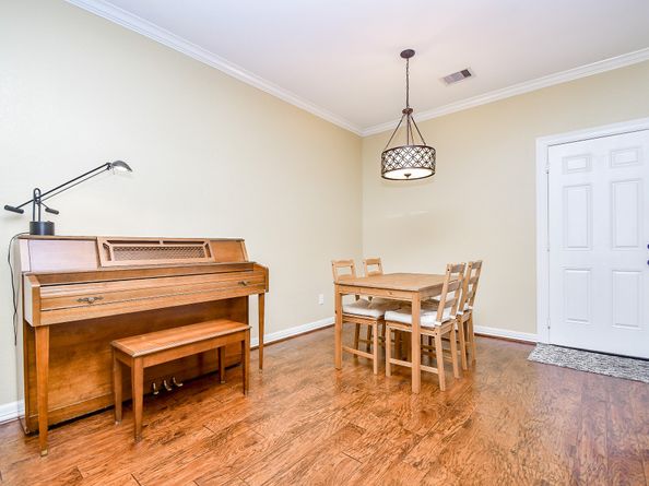 800 Country Place Drive 606, Houston TX 77079