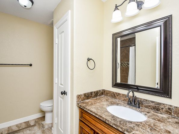 800 Country Place Drive 606, Houston TX 77079