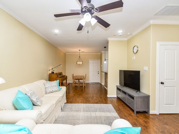 800 Country Place Drive 606, Houston TX 77079