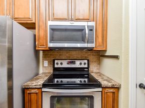 800 Country Place Drive 606, Houston TX 77079