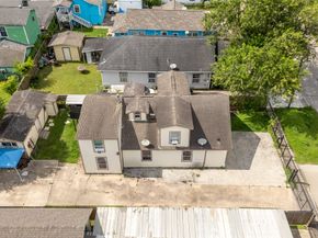 911 Wooding Street, Houston TX 77011
