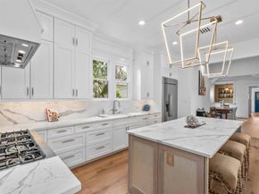 1543 Columbia Street, Houston TX 77008