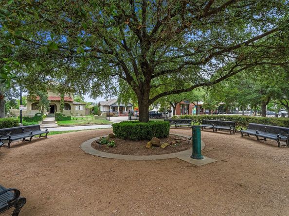 1543 Columbia Street, Houston TX 77008