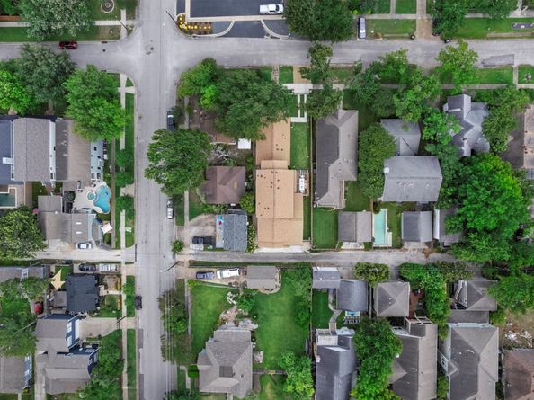 1543 Columbia Street, Houston TX 77008
