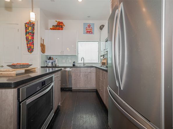 2401 Crawford Street C2A, Houston TX 77004