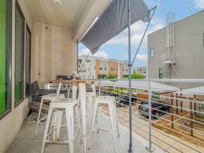 2401 Crawford Street C2A, Houston TX 77004