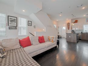 2401 Crawford Street C2A, Houston TX 77004