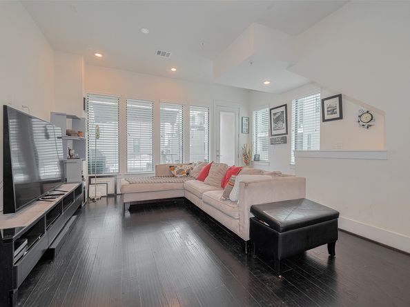 2401 Crawford Street C2A, Houston TX 77004