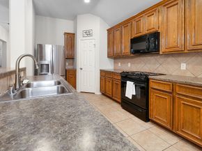 17206 Kobuk Valley Circle, Humble TX 77346