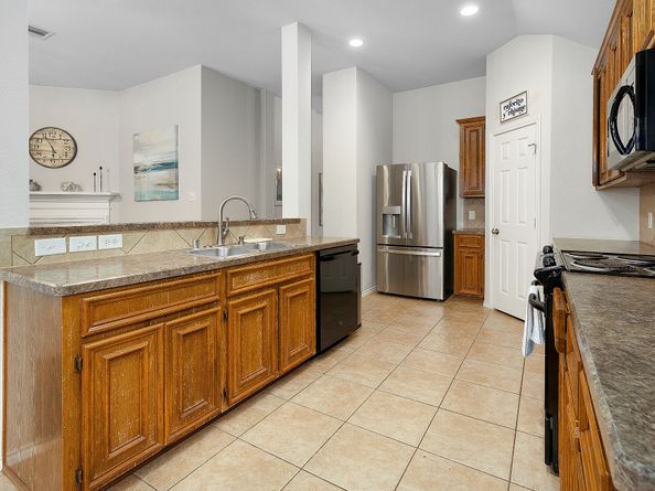 17206 Kobuk Valley Circle, Humble TX 77346