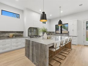 316 W 30th Street, Houston TX 77018