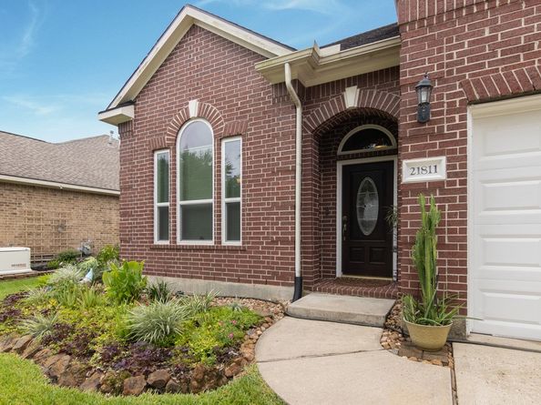 21811 Grand Lancelot Drive, Kingwood TX 77339