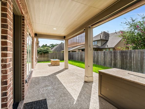 23411 Reynolds Pond Drive, New Caney TX 77357