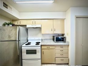 2110 Wilcrest Drive 126, Houston TX 77042