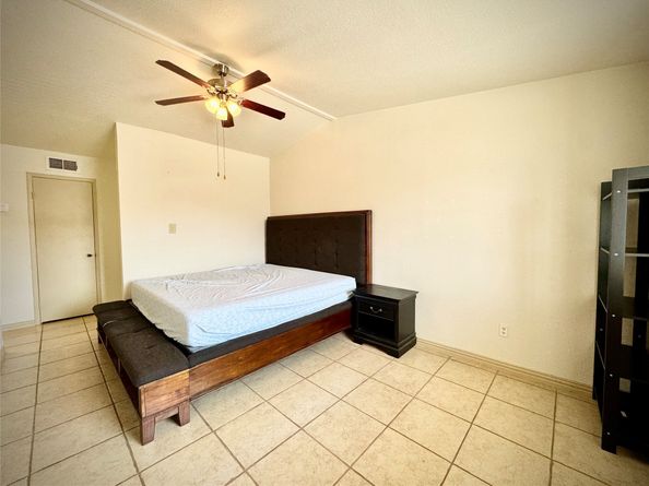 2110 Wilcrest Drive 126, Houston TX 77042