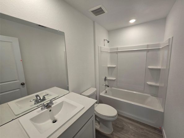 13302 Rayhill Drive, Conroe TX 77303