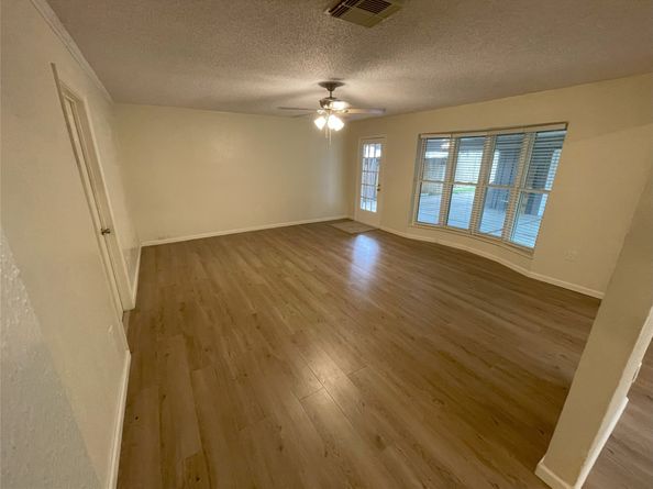 4327 Carnelian Drive, Houston TX 77072