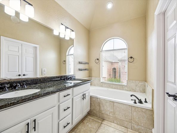 210 Grove Street, Houston TX 77020