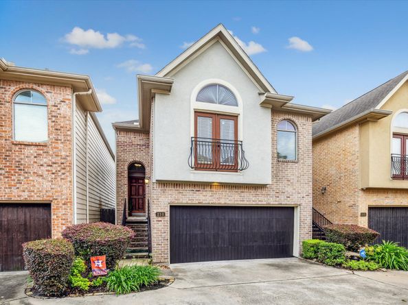 210 Grove Street, Houston TX 77020