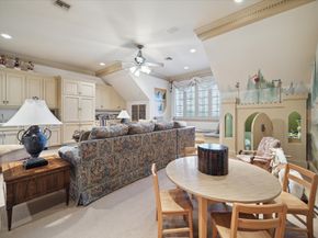 412 Timberwilde Lane, Hunters Creek Village TX 77024